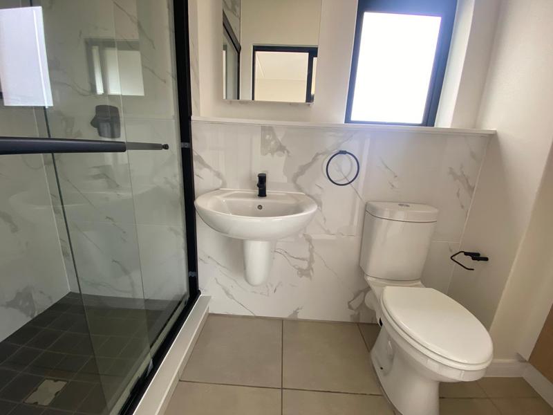 To Let 2 Bedroom Property for Rent in Richwood Western Cape
